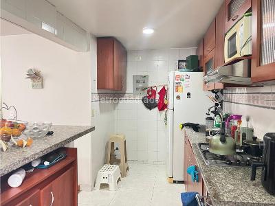 Apartamento en venta en Portales Del Norte, Bogotá · foto 5 de 13