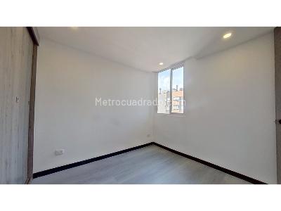Apartamento de 1 alcoba en venta en Urbanizacion Castilla Real, Bogotá, 38 m² · foto 11 de 18