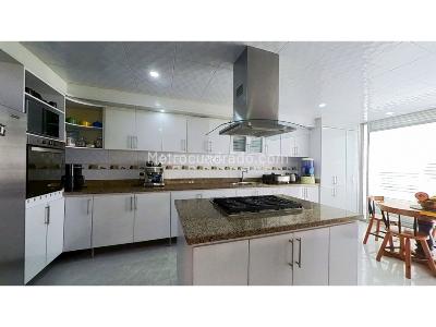 Casa de 4 alcobas en venta en Chia, Chía, 284 m² · foto 11 de 20