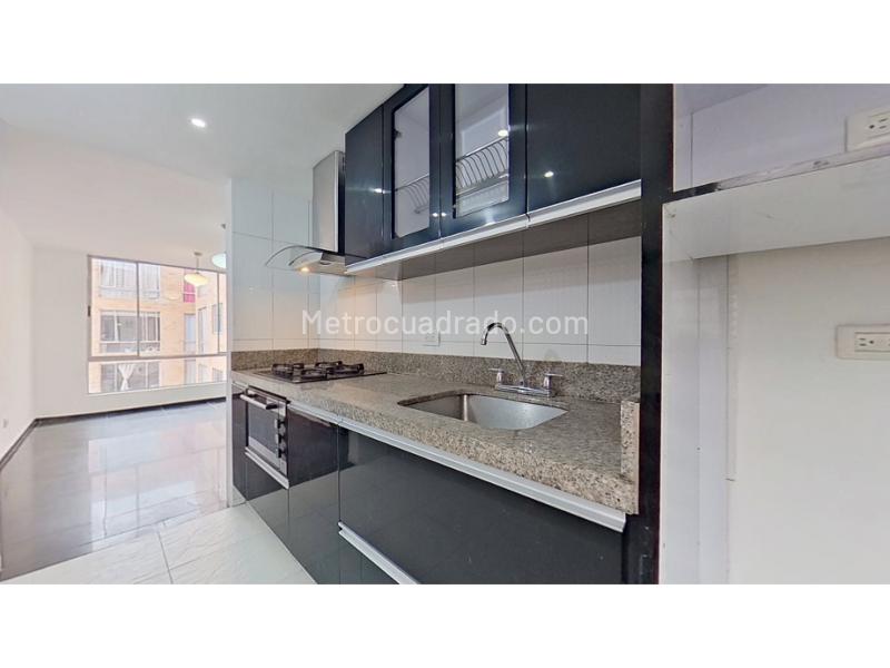 Piso – Soacha, Comuna San Mateo - Vista 3