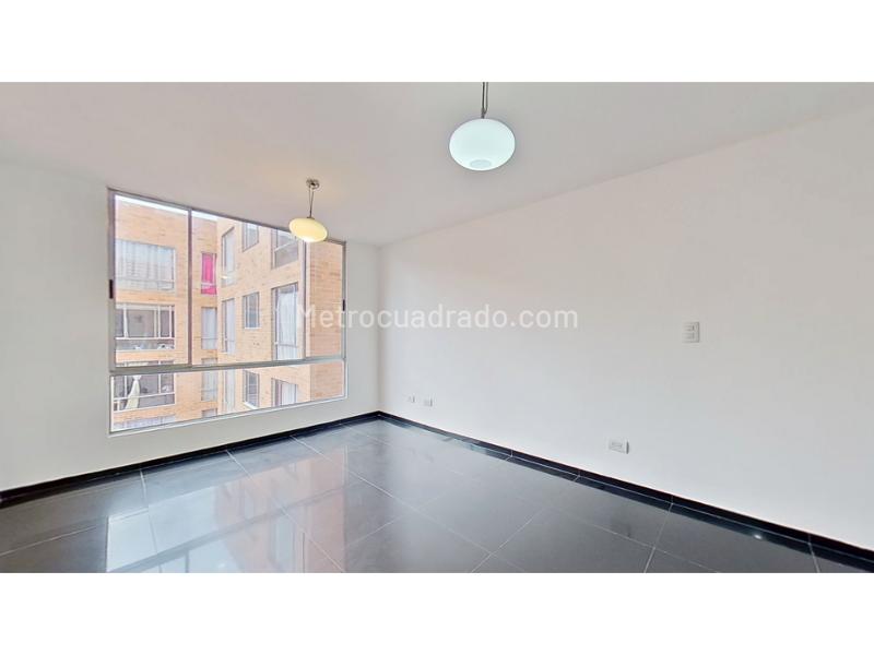 Piso – Soacha, Comuna San Mateo - Más