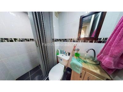 Apartamento de 3 alcobas en venta en Planadas, Mosquera, 45 m² · foto 10 de 20