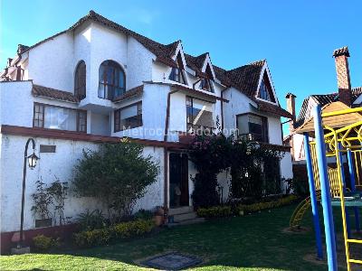 Casa en venta en San Jose De Bavaria, Bogotá · foto 7 de 20