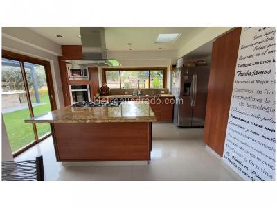 Casa de 3 alcobas en venta en San Jose De Bavaria, Bogotá, 236 m² · foto 8 de 20