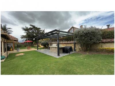 Casa de 3 alcobas en venta en San Jose De Bavaria, Bogotá, 236 m² · foto 10 de 20