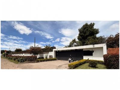 Casa de 4 alcobas en venta en San Jose De Bavaria, Bogotá, 207 m² · foto 9 de 20