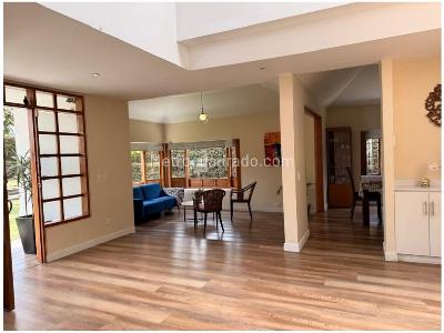 Casa de 4 alcobas en venta en San Jose De Bavaria, Bogotá, 207 m² · foto 13 de 20