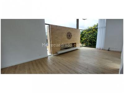 Casa de 5 alcobas en venta en Santa Ana Oriental, Bogotá, 298 m² · foto 13 de 20