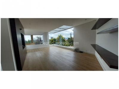 Casa de 5 alcobas en venta en Santa Ana Oriental, Bogotá, 298 m² · foto 17 de 20