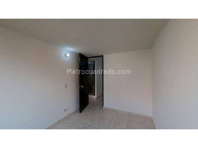 Apartamento de 3 alcobas en venta en Hogares, Soacha, 60 m² · foto 8 de 20