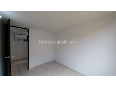 Apartamento de 3 alcobas en venta en Hogares, Soacha, 60 m² · foto 9 de 20