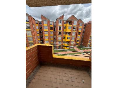 Apartamento de 3 alcobas en venta en Engativa, Bogotá, 66 m² · foto 9 de 11