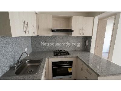 Apartamento de 2 alcobas en venta en Kennedy, Bogotá, 52 m² · foto 2 de 20