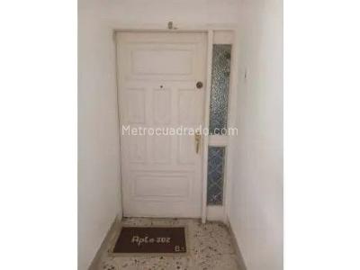 Apartamento de 4 alcobas en venta en El Poblado, Medellín, 213 m² · foto 3 de 15
