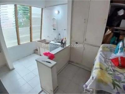 Apartamento de 4 alcobas en venta en El Poblado, Medellín, 213 m² · foto 10 de 15