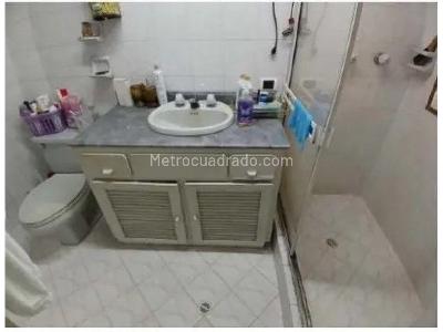 Apartamento de 4 alcobas en venta en El Poblado, Medellín, 213 m² · foto 13 de 15