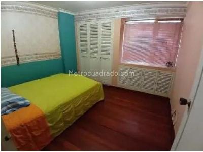 Apartamento de 4 alcobas en venta en El Poblado, Medellín, 213 m² · foto 15 de 15