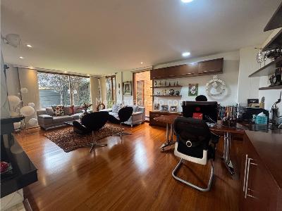 Casa de 4 alcobas en venta en San Jose De Bavaria, Bogotá, 700 m² · foto 12 de 20
