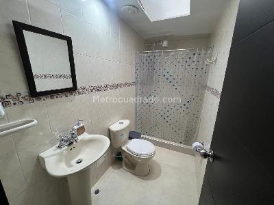 Casa de 5 alcobas en venta en El Muelle, Bogotá, 507 m² · foto 19 de 20