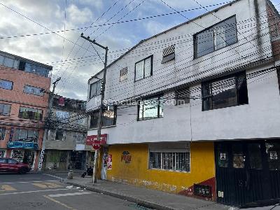 Casa de 5 alcobas en venta en El Muelle, Bogotá, 507 m² · foto 2 de 20