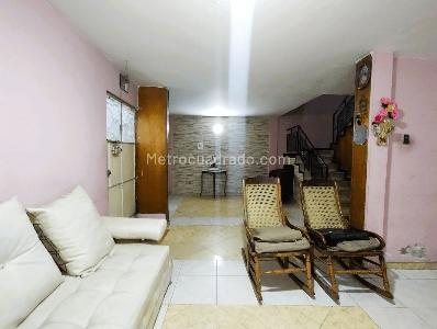 Casa en venta en Quiroga, Bogotá · foto 8 de 19