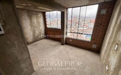 Apartamento en venta en Centenario, Bogotá · foto 8 de 18
