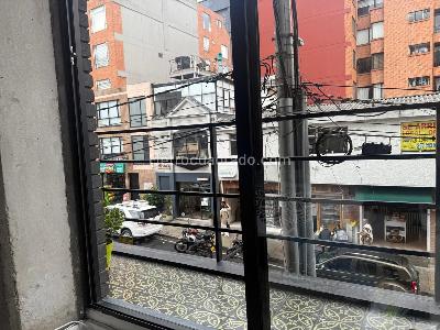 Apartamento de 3 alcobas en venta en Chapinero Alto Emaus, Bogotá, 93 m² · foto 6 de 17