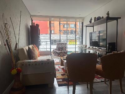Apartamento de 3 alcobas en venta en Chapinero Alto Emaus, Bogotá, 93 m² · foto 2 de 17