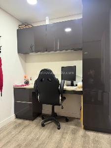 Apartamento de 3 alcobas en venta en Chapinero Alto Emaus, Bogotá, 93 m² · foto 4 de 17