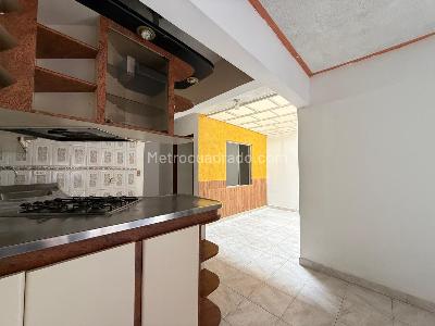 Casa de 5 alcobas en venta en Paso Del Comercio, Cali, 200 m² · foto 5 de 10