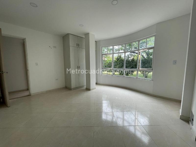 Apartamento en Arriendo, PRADOS DEL LIMONAR, Cali - View 4