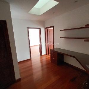 Apartamento de 3 alcobas en venta en La Cabrera, Bogotá, 165 m² · foto 15 de 18
