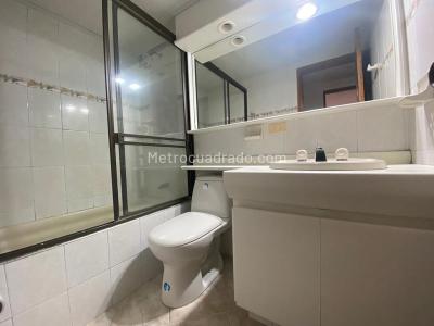 Apartamento en venta en Santa Barbara Occidental, Bogotá · foto 9 de 13