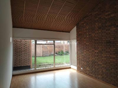 Casa de 5 alcobas en venta en Niza, Bogotá, 260 m² · foto 6 de 20