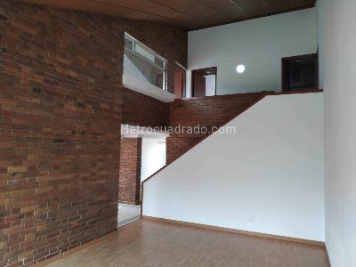 Casa de 5 alcobas en venta en Niza, Bogotá, 260 m² · foto 7 de 20
