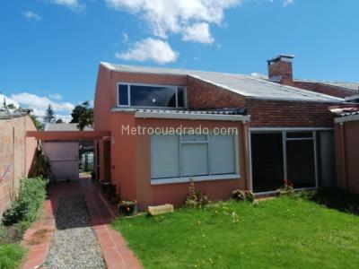 Casa de 5 alcobas en venta en Niza, Bogotá, 260 m² · foto 17 de 20