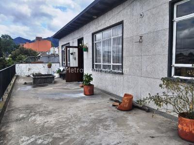 Casa en venta en La Soledad, Bogotá · foto 2 de 8