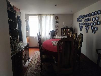 Apartamento de 4 alcobas en venta en Chico Navarra, Bogotá, 152 m² · foto 2 de 20