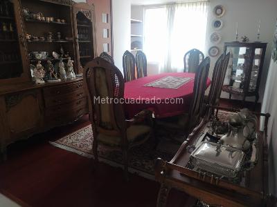Apartamento de 4 alcobas en venta en Chico Navarra, Bogotá, 152 m² · foto 7 de 20