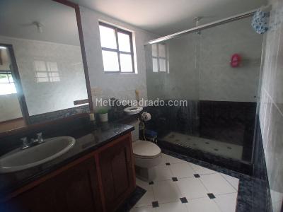 Casa de 3 alcobas en venta en Chia, Chía, 347 m² · foto 11 de 20