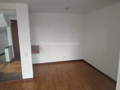 Apartamento en venta en Mazuren, Bogotá · foto 12 de 18