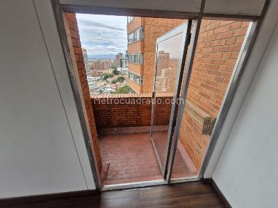 Apartamento de 3 alcobas en venta en La Macarena, Bogotá, 141 m² · foto 10 de 20