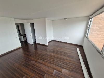 Apartamento de 3 alcobas en venta en La Macarena, Bogotá, 141 m² · foto 13 de 20