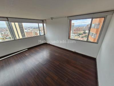 Apartamento de 3 alcobas en venta en La Macarena, Bogotá, 141 m² · foto 15 de 20
