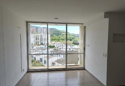 Apartamento de 3 alcobas en venta en Girardot, Girardot, 53 m² · foto 2 de 17