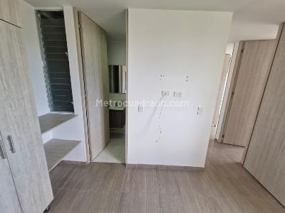 Apartamento de 3 alcobas en venta en Girardot, Girardot, 53 m² · foto 8 de 17