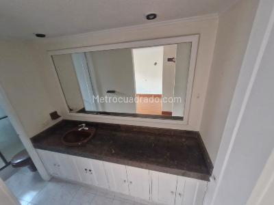 Apartamento de 3 alcobas en arriendo en Country, Bogotá, 108 m² · foto 16 de 20