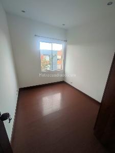 Apartamento en venta en Castilla, Bogotá · foto 10 de 18