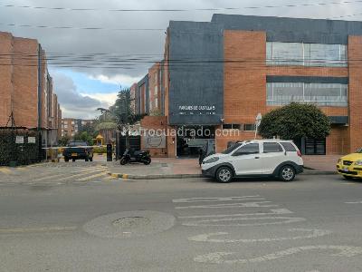 Apartamento en venta en Castilla, Bogotá · foto 2 de 18