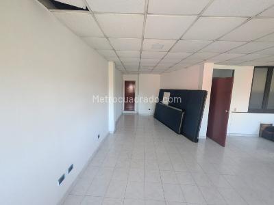 Casa de 5 alcobas en arriendo en Girardot, Girardot, 225 m² · foto 17 de 20